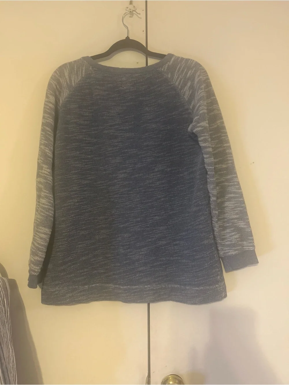 Champion Blue Heathered Raglan Sleeve Women's Sweat Shirt. 100% Cotton.Sz. Large